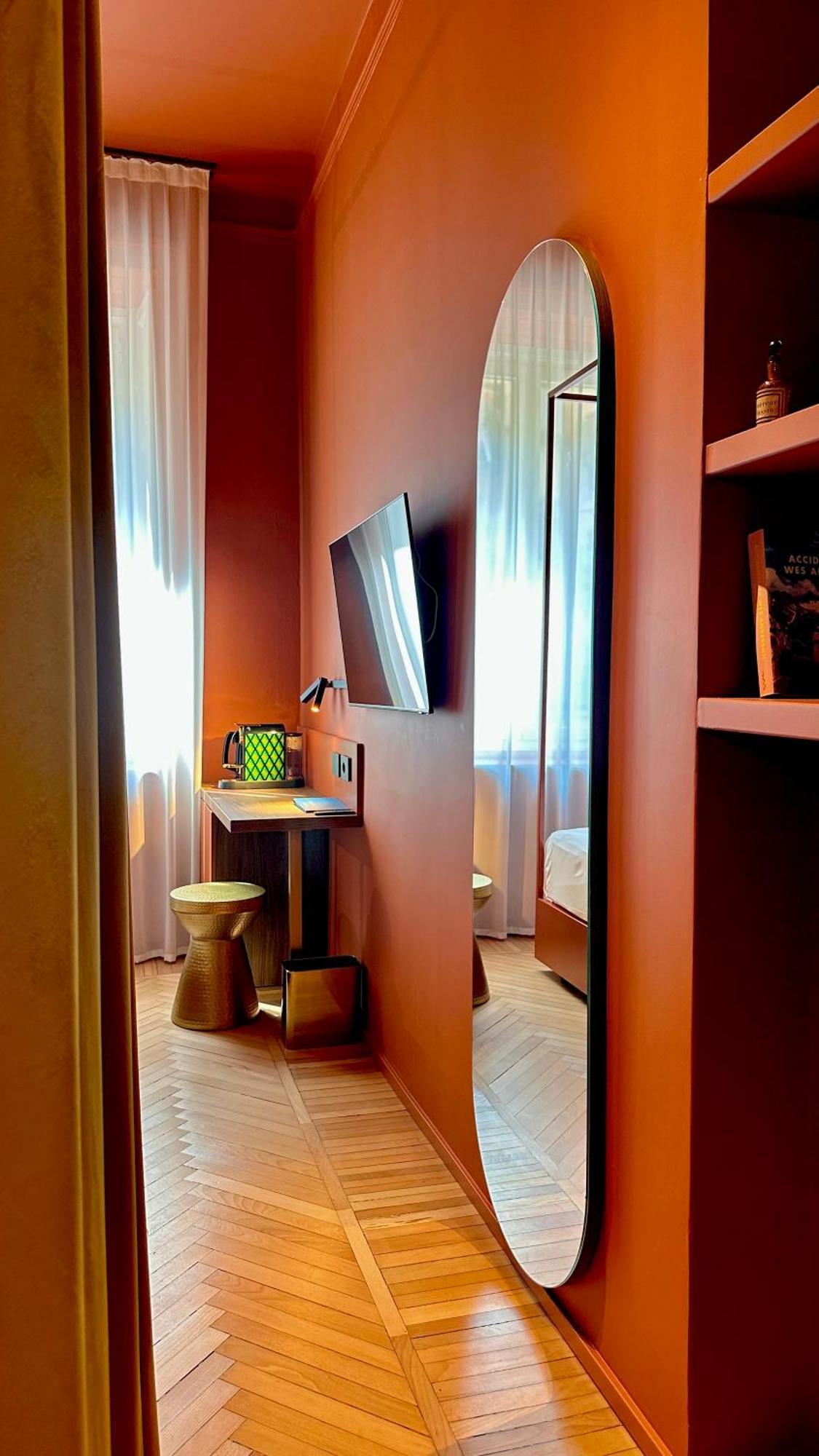 Fontana 16 Rooms มิลาน ภายนอก รูปภาพ