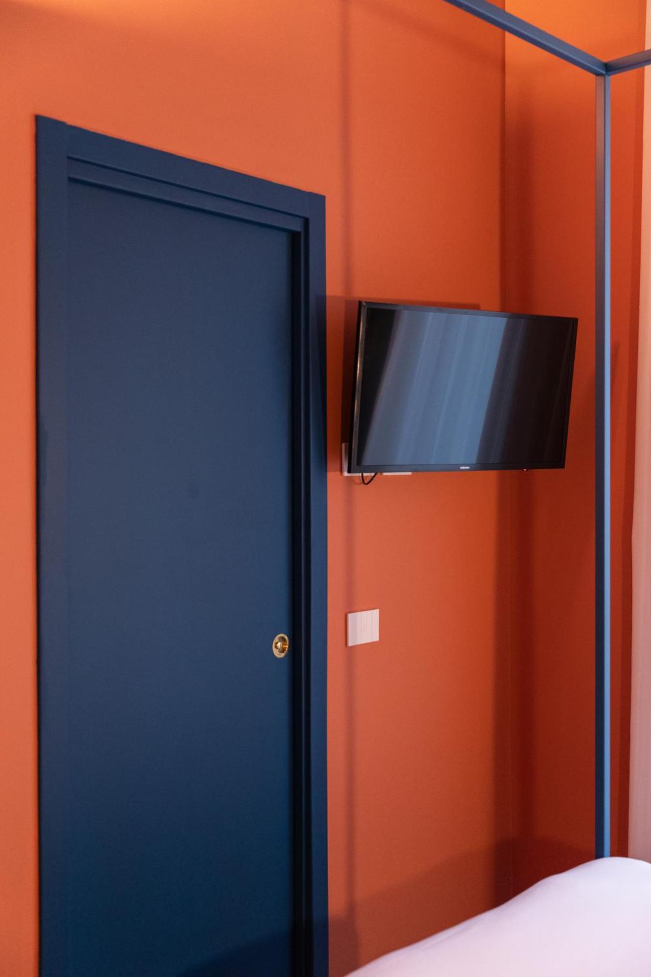 Fontana 16 Rooms มิลาน ภายนอก รูปภาพ